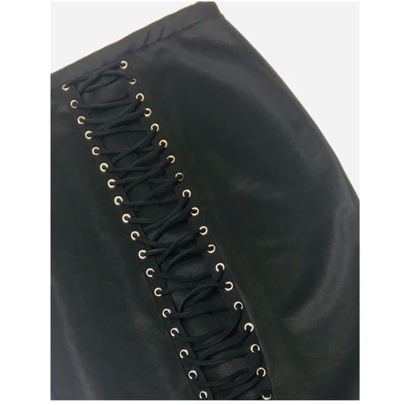 🎉HP🎉Black Corset Laced Pencil Skirt - Picture 2 of 11